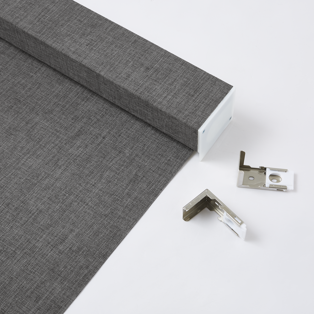 Bouvardia Blackout Roller Shades